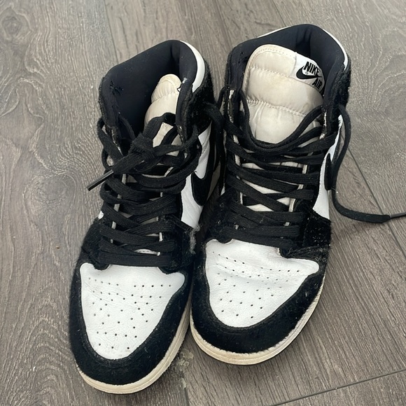 Nike Jordan 1 high panda - Picture 2 of 5